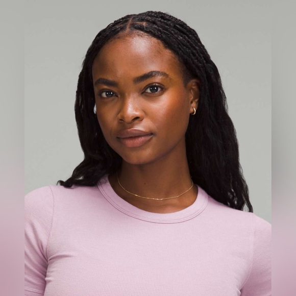 Lululemon Hold Tight Straight-Hem Cropped T-Shirt Rose Blush Size 8 - Picture 3 of 8